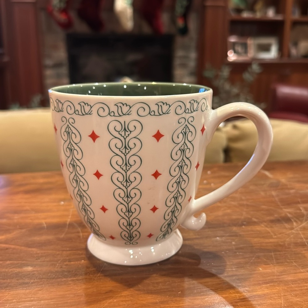 Starbucks Barista 2003 Red Green Pattern Design Winter Holiday Christmas Footed